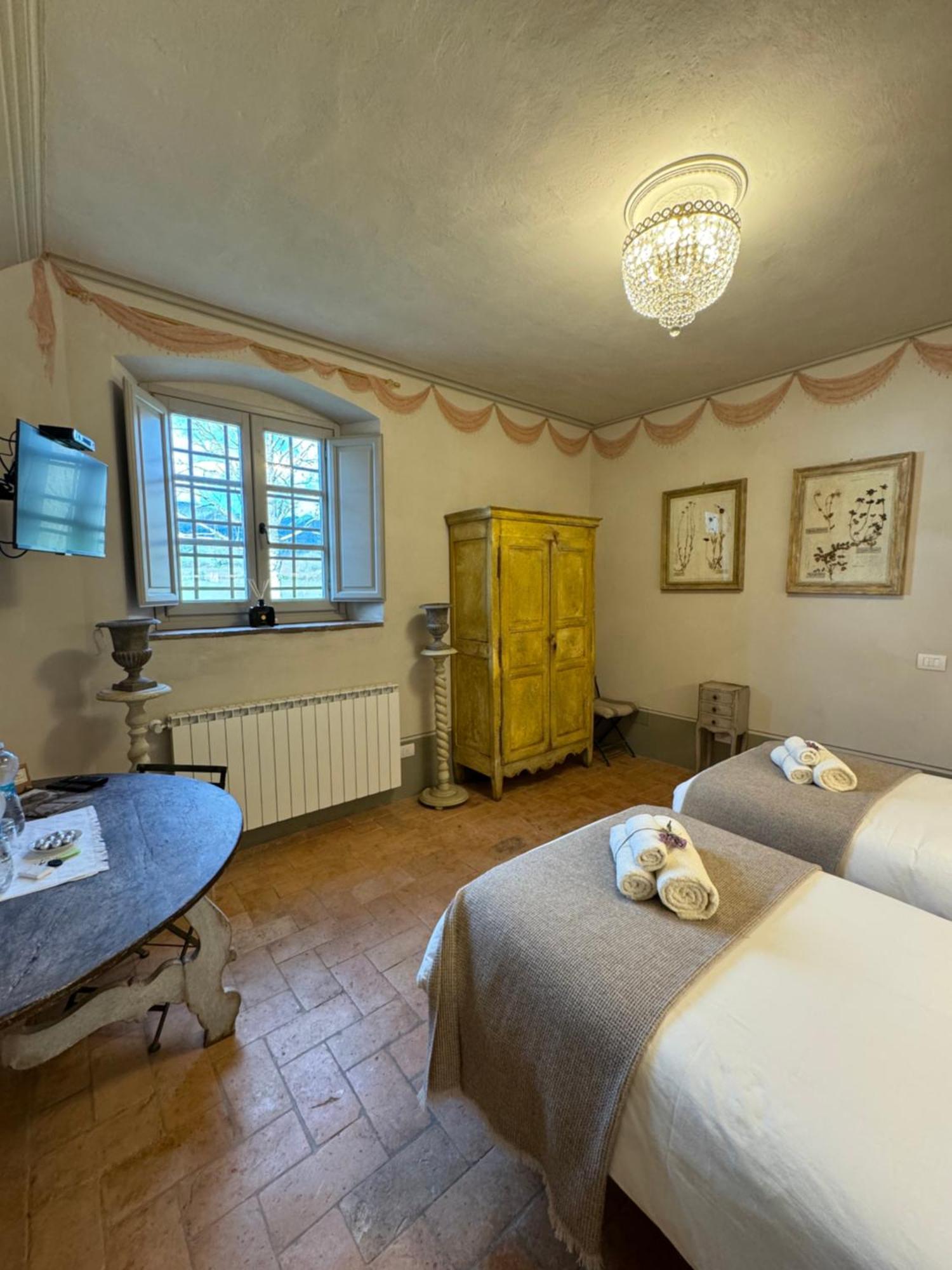 Casale San Giorgio Bed and Breakfast Luco Mugello Eksteriør billede